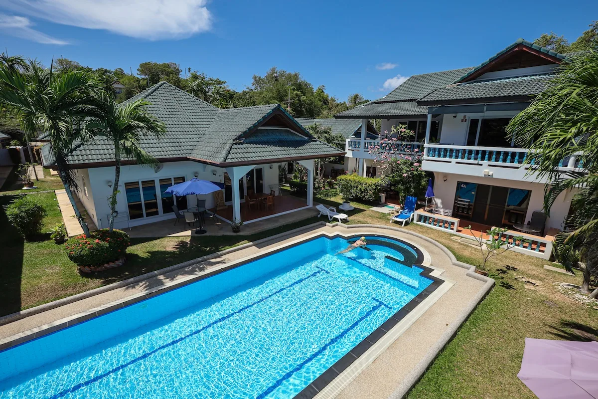 Yanui property overview between Rawai and Nai Harn with shared pool