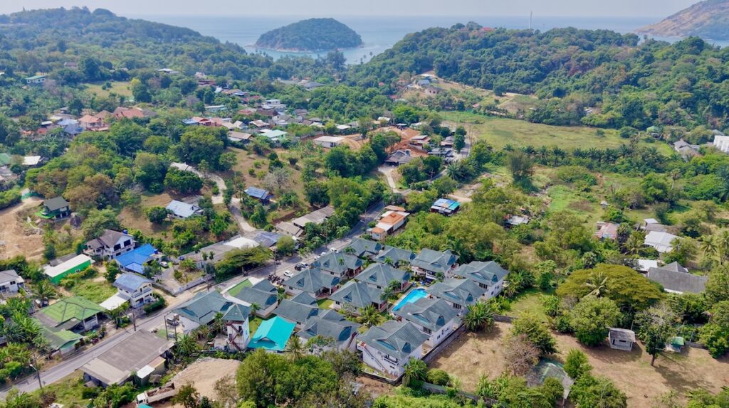 Aerial view of Yanui Breeze resort in Phuket, showing its prime location near Yanui Beach.